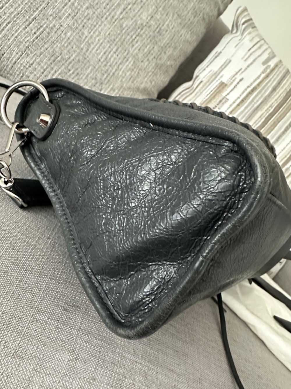 Balenciaga City Bag (small) in volcanic rock. - Picture 6 of 11